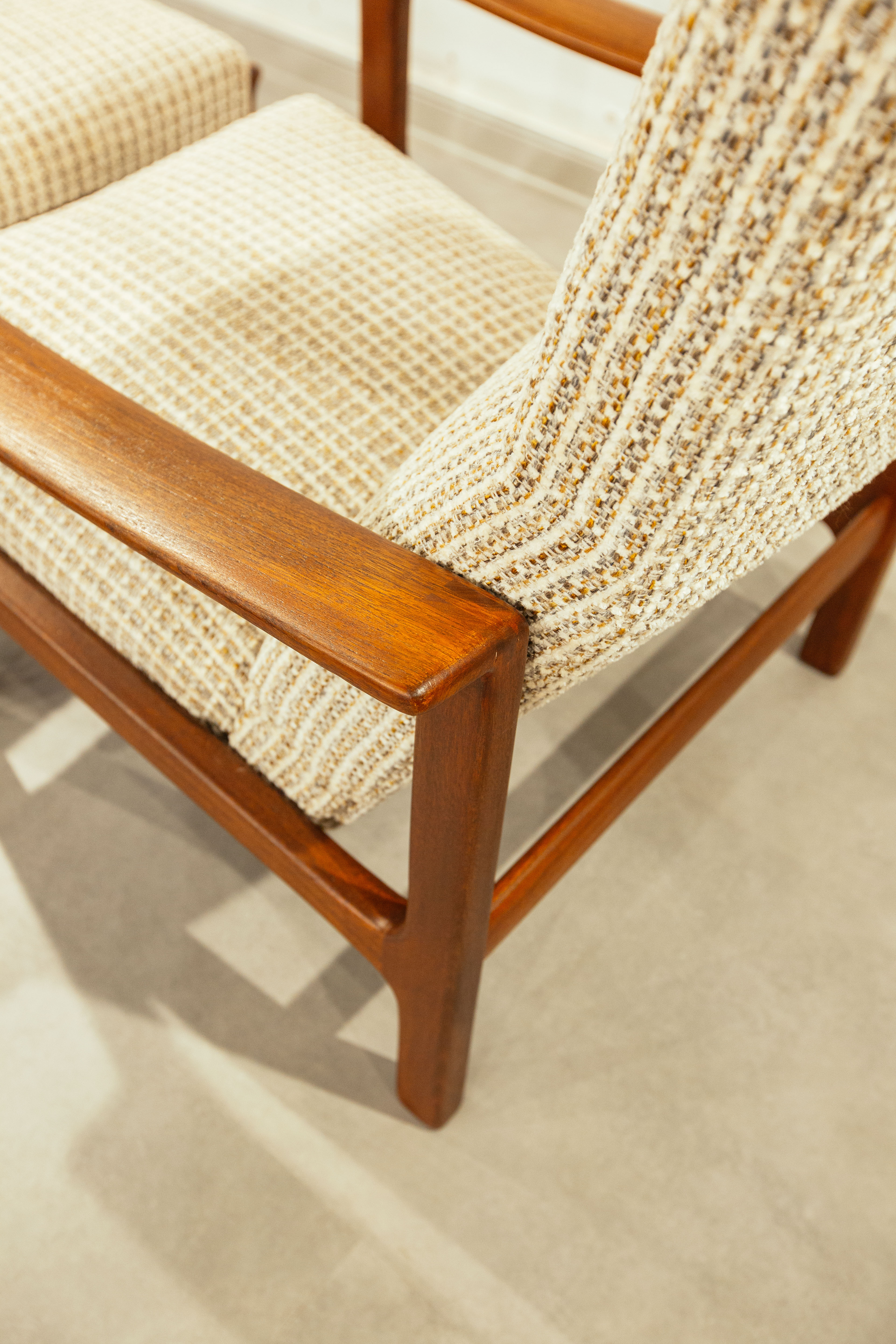 Bröderna Andrersson Chairs with Ottoman 